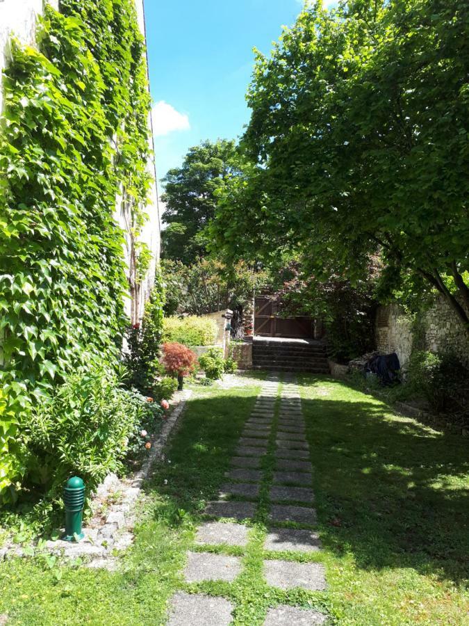 Au Chat Perche Mareil-sur-Mauldre Exterior photo